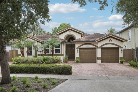 14842 SW 22nd Ter, Miami FL 33185