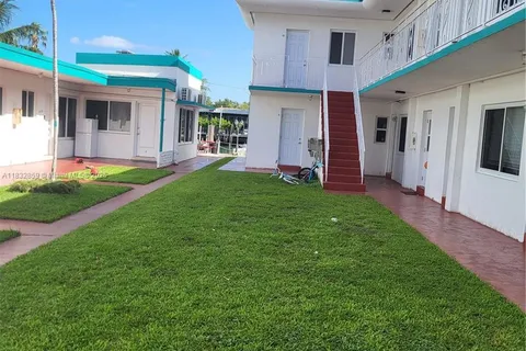 2101 Calais Dr # 7, Miami Beach FL 33141