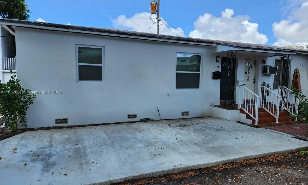 2174 SW 26th St # 2174, Miami FL 33133