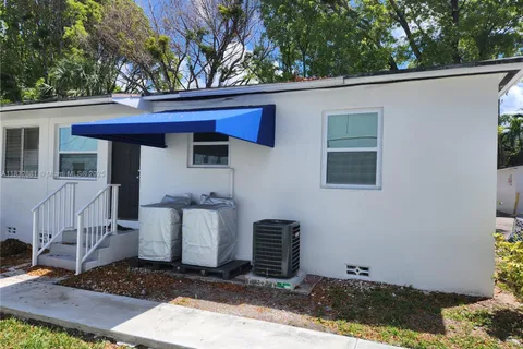 2174 SW 26th St # 2174, Miami FL 33133