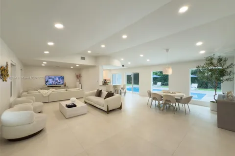 7895 SW 76th Ter # 0, Miami FL 33143