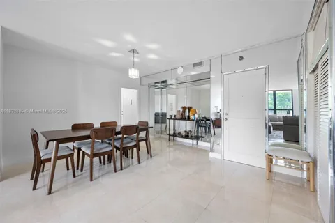 10185 Collins Ave # 306, Bal Harbour FL 33154