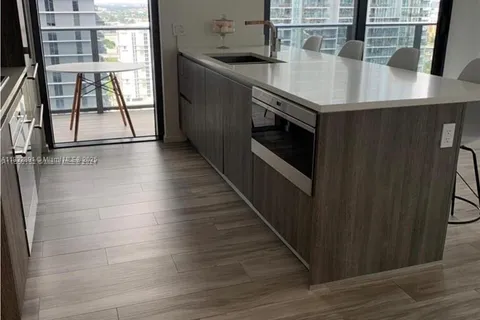 801 S Miami Ave, Miami FL 33130