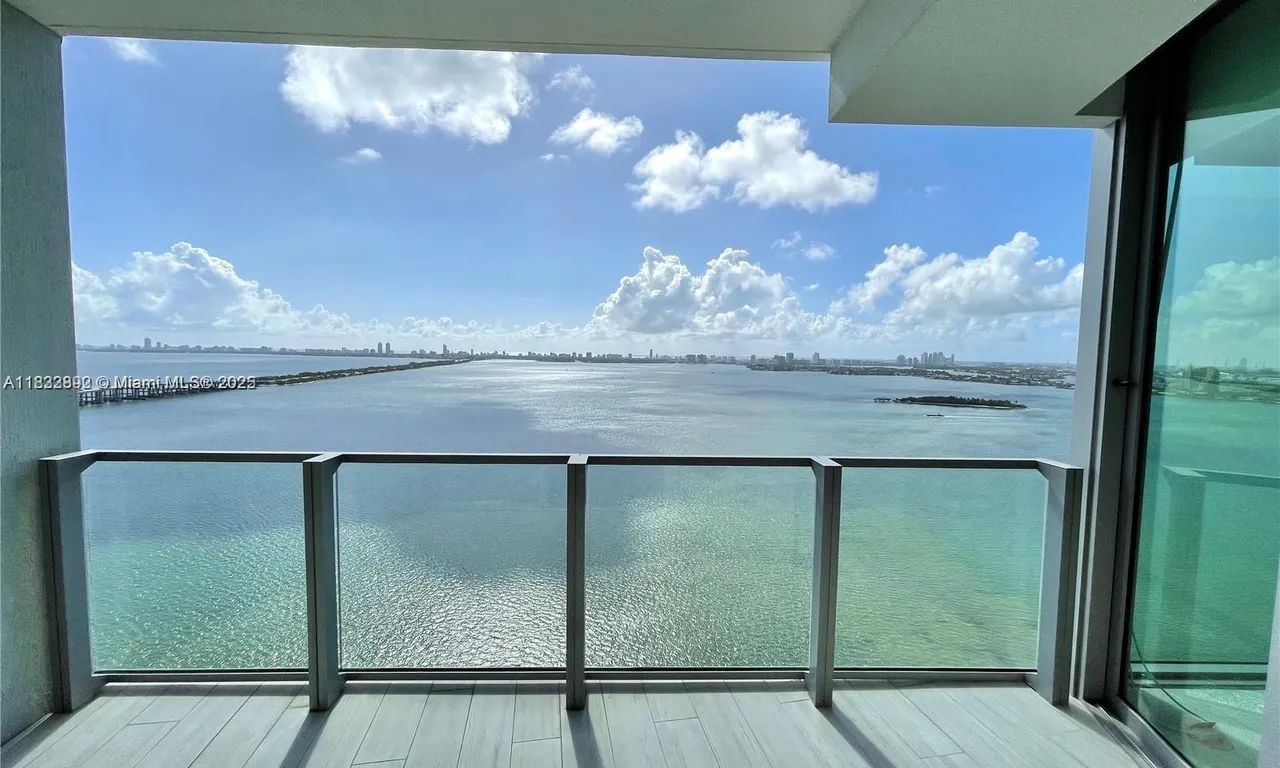 2900 NE 7th Ave # 2706, Miami FL 33137