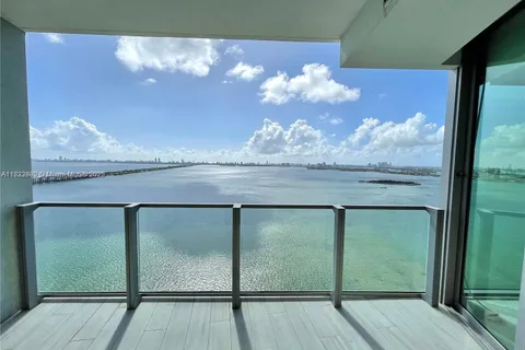 2900 NE 7th Ave # 2706, Miami FL 33137