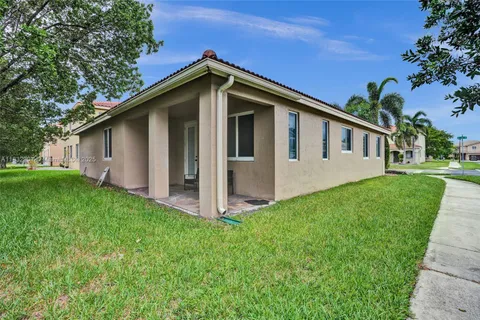 20629 NW 12th Ct, Miami Gardens FL 33169