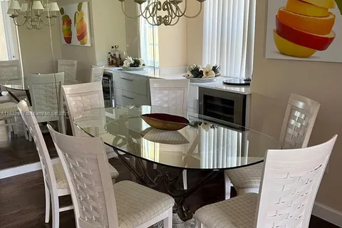 19901 E Country Club Dr # 2202, Aventura FL 33180