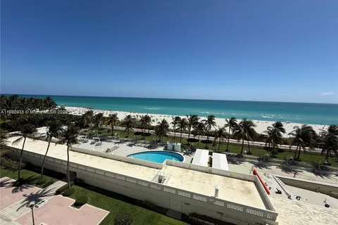 2899 Collins Ave # 837, Miami Beach FL 33140
