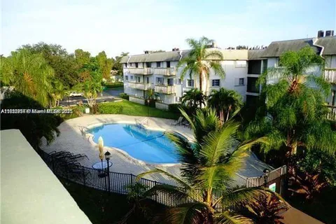 15221 NE 6th Ave # A203, Miami FL 33162