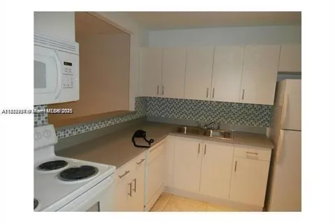 15221 NE 6th Ave # A203, Miami FL 33162