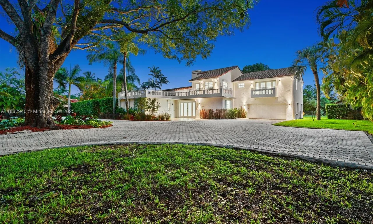 8250 SW 187th St, Cutler Bay FL 33157