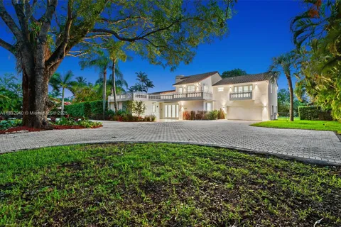 8250 SW 187th St, Cutler Bay FL 33157