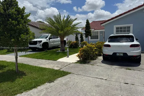 1521 SW 138th Ave, Miami FL 33184