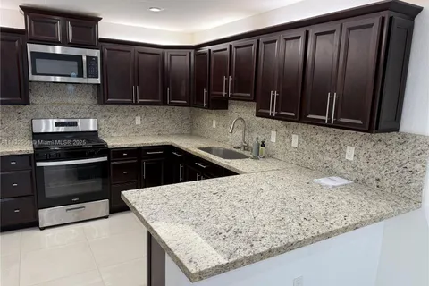 214 NE 108th St, Miami FL 33161