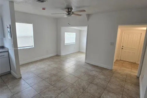156 NE 78th St # 156, Miami FL 33138