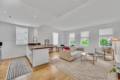 802 Euclid Ave # 302, Miami Beach FL 33139