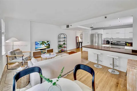 802 Euclid Ave # 302, Miami Beach FL 33139