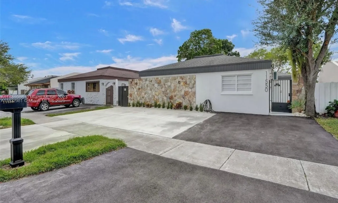 11550 SW 80th Ter, Miami FL 33173