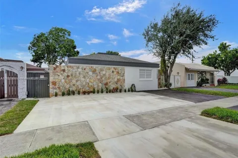 11550 SW 80th Ter, Miami FL 33173