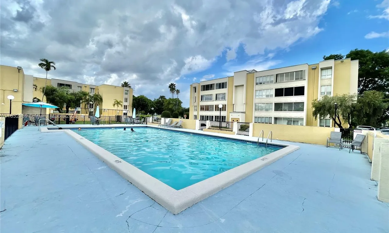 6861 SW 147th Ave # 2G, Miami FL 33193
