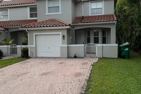 4413 NW 97th Pl # 4413, Doral FL 33178