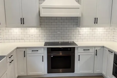 4413 NW 97th Pl # 4413, Doral FL 33178