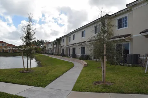 2574 SW 81st Ter # 2588, Miramar FL 33025