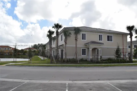 2574 SW 81st Ter # 2588, Miramar FL 33025