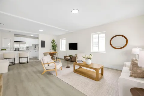 1232 NW 32nd Pl, Miami FL 33125