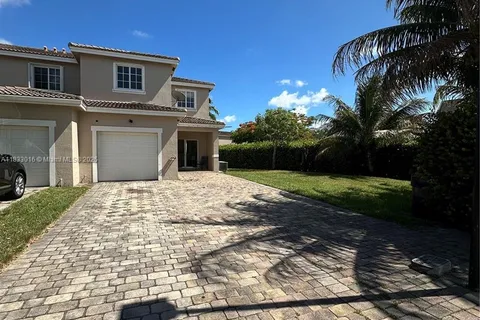 14321 SW 276th St, Homestead FL 33032