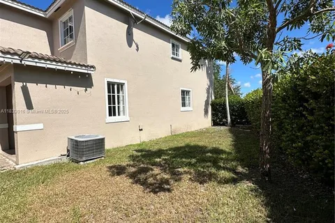 14321 SW 276th St, Homestead FL 33032