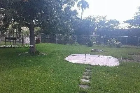 9728 N Little River Dr, Miami FL 33147