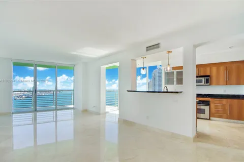 335 S Biscayne Blvd # 3309, Miami FL 33131