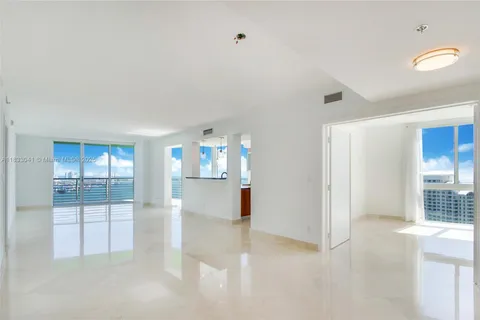 335 S Biscayne Blvd # 3309, Miami FL 33131