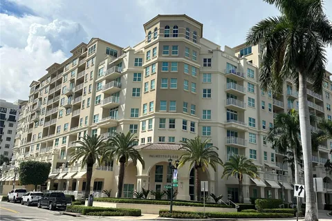 99 SE Mizner Blvd # 313, Boca Raton FL 33432
