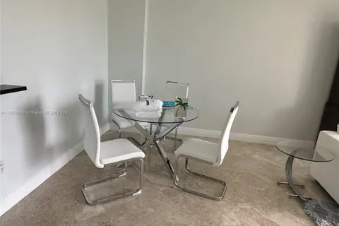 99 SE Mizner Blvd # 313, Boca Raton FL 33432