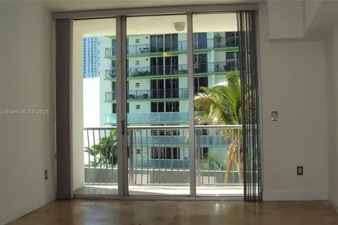 1750 N Bayshore Dr # 1215, Miami FL 33132