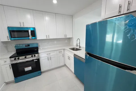 7915 Camino Real # 302, Miami FL 33143