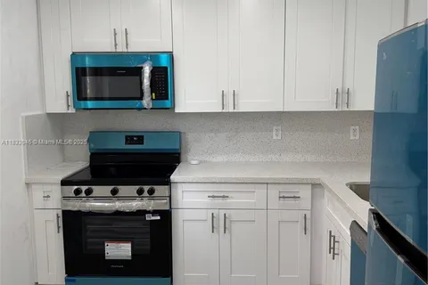 7915 Camino Real # 302, Miami FL 33143