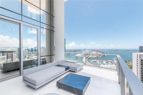 851 NE 1st Ave # 4611, Miami FL 33132