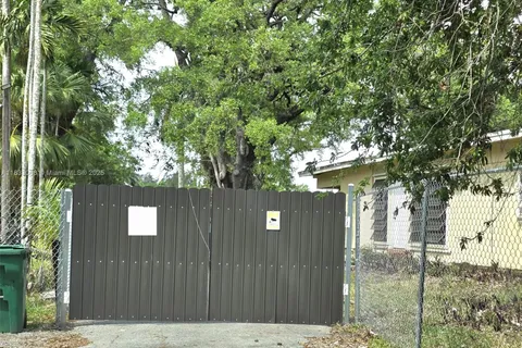 4801 SW 58th Ave # 4801, Davie FL 33314