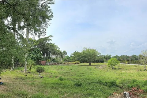 4801 SW 58th Ave # 4801, Davie FL 33314