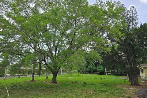 4801 SW 58th Ave # 4801, Davie FL 33314