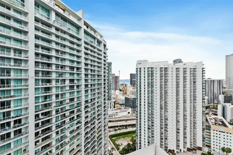 92 SW 3rd St # 3810, Miami FL 33130