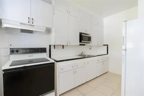 539 NE 82nd Ter # 4, Miami FL 33138