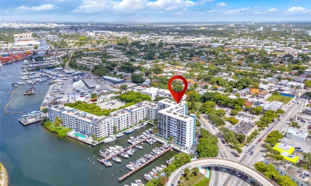 1700 NW N River Dr # 409, Miami FL 33125