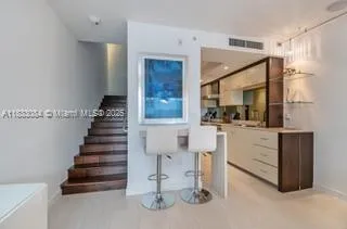2130 Park Ave, Miami Beach FL 33139