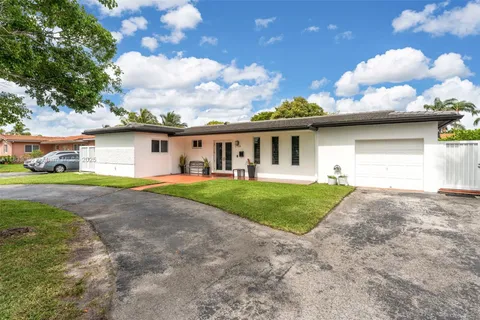 1730 SW 102 Ave, Miami FL 33165