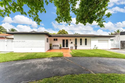 1730 SW 102 Ave, Miami FL 33165