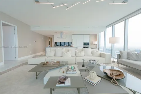 700 NE 26th Ter # 4901, Miami FL 33137